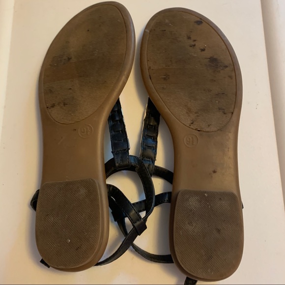 Sandals - Picture 2 of 4